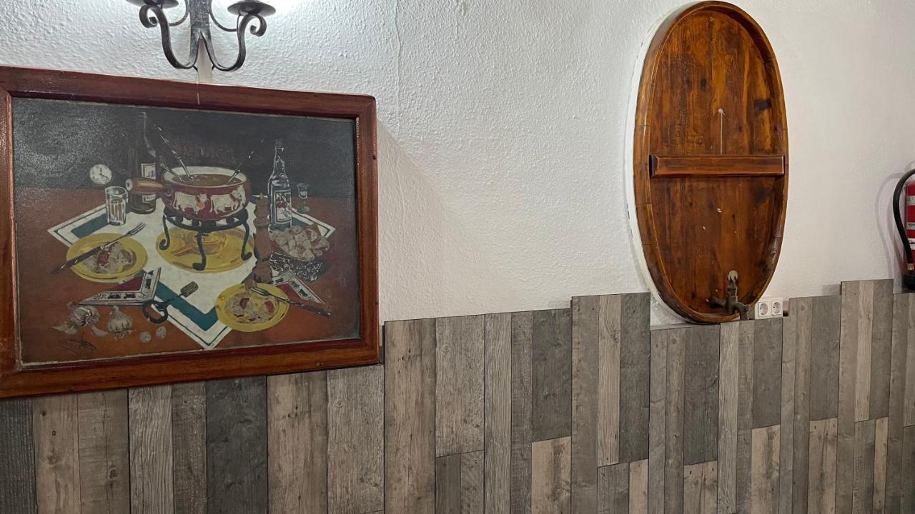 ארניס דה מר Hostal La Premsa מראה חיצוני תמונה