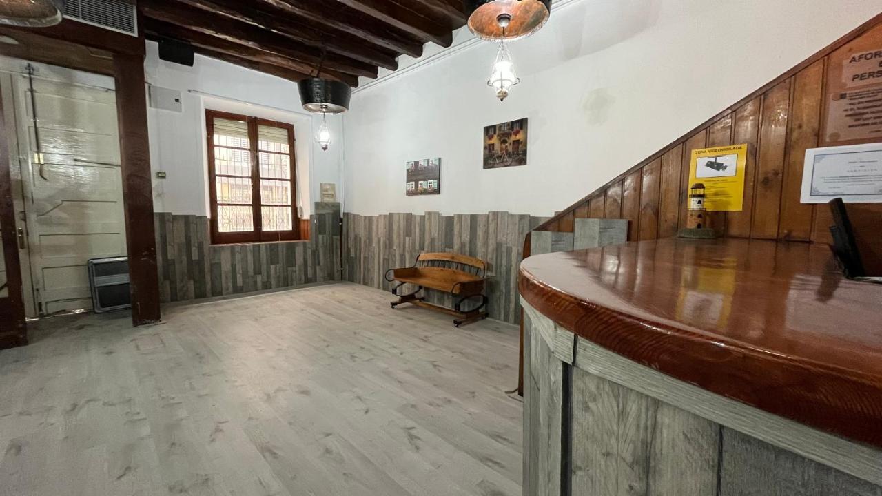 ארניס דה מר Hostal La Premsa מראה חיצוני תמונה