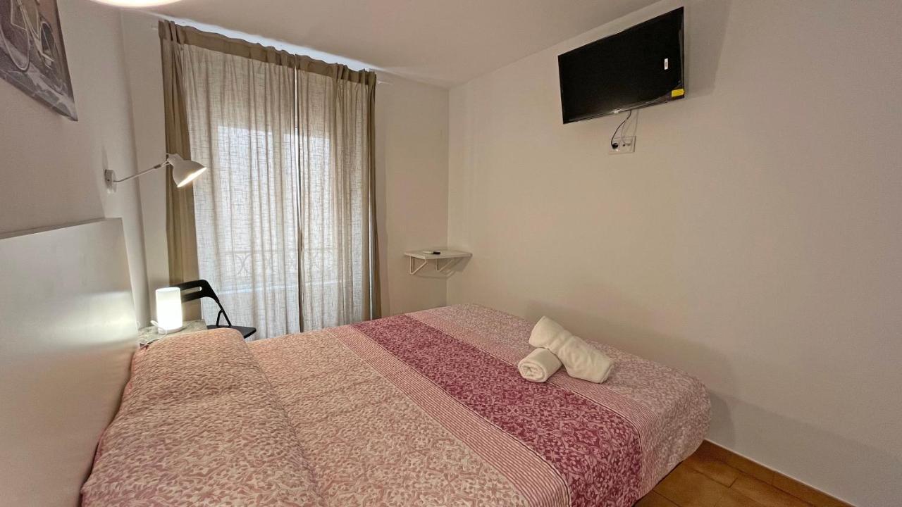 ארניס דה מר Hostal La Premsa מראה חיצוני תמונה
