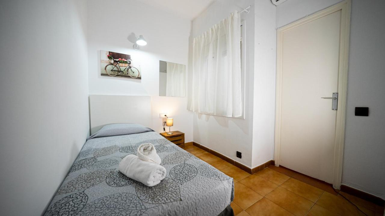 ארניס דה מר Hostal La Premsa מראה חיצוני תמונה