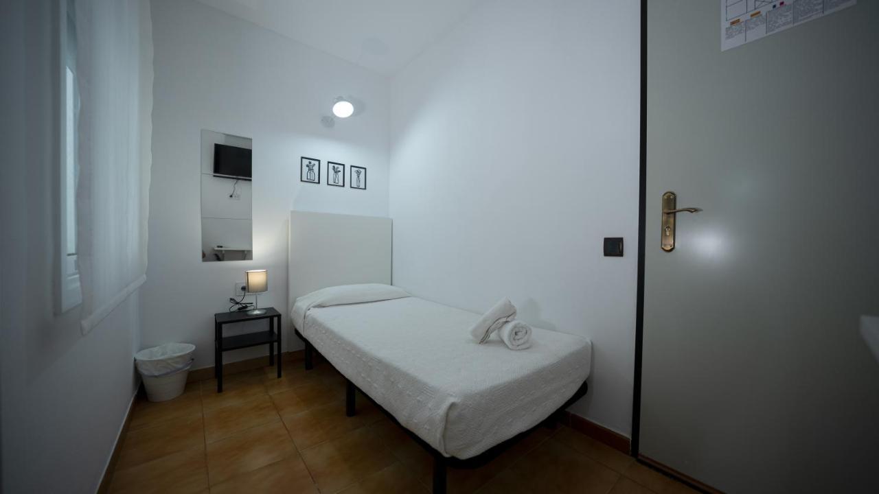 ארניס דה מר Hostal La Premsa מראה חיצוני תמונה